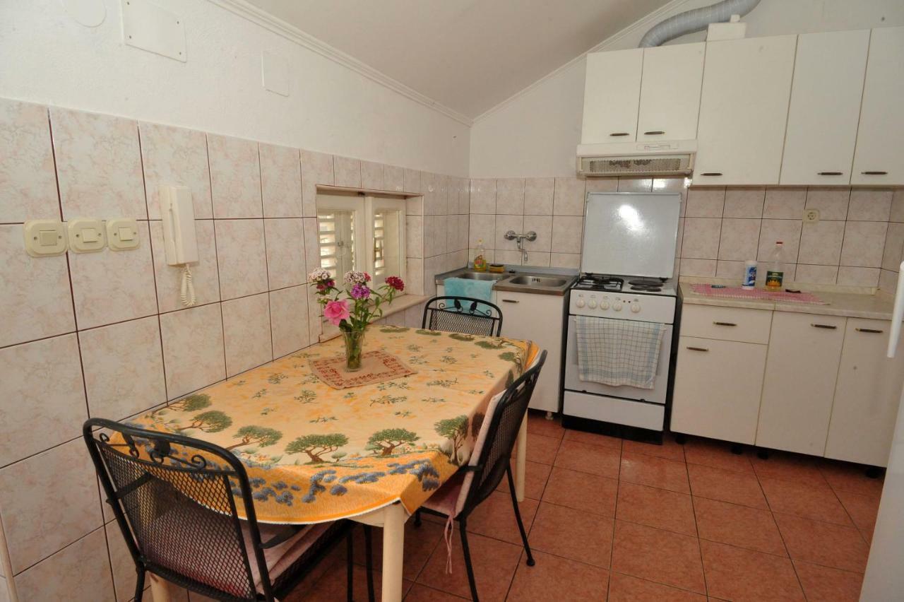 Guest House Banana ดูบรอฟนิก ภายนอก รูปภาพ