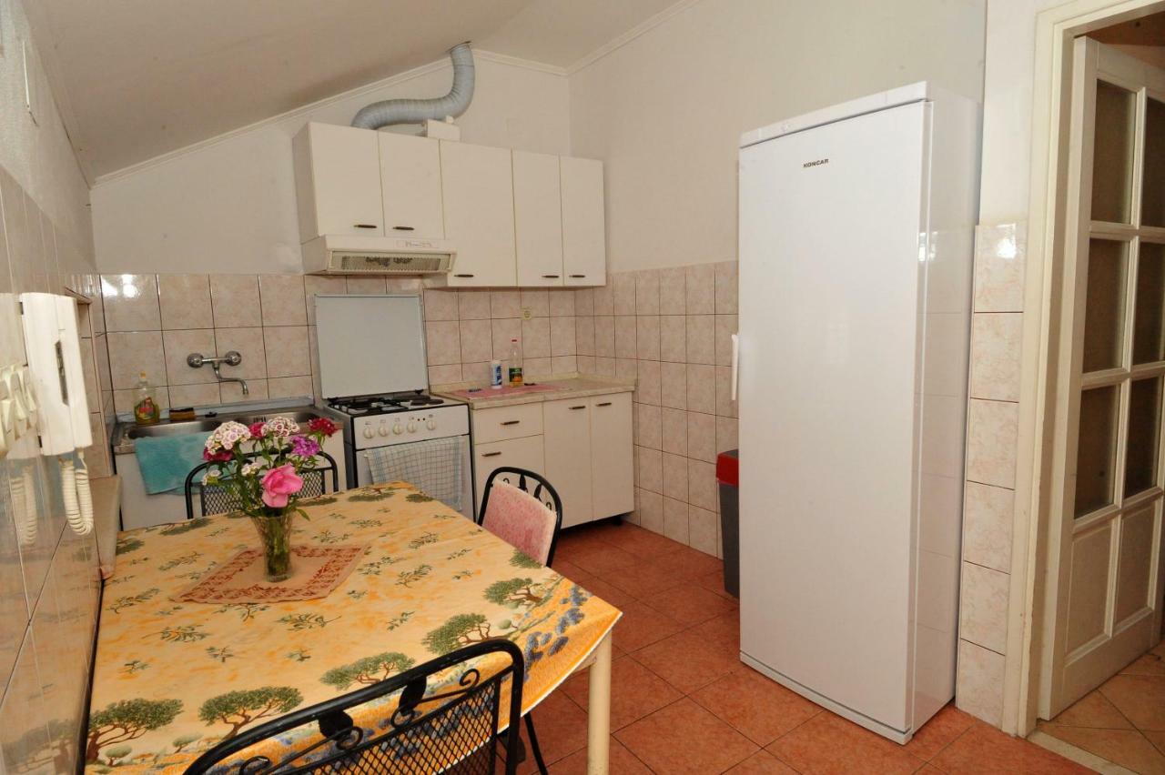 Guest House Banana ดูบรอฟนิก ภายนอก รูปภาพ